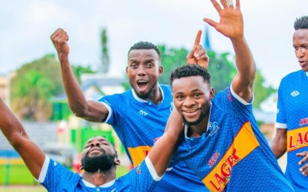 Rayon Sports yatandukanye na rutahizamu wayo