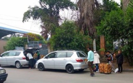 Mu gihe M23 isatira Goma, Abatuye uwo mujyi bari guhungira mu Rwanda