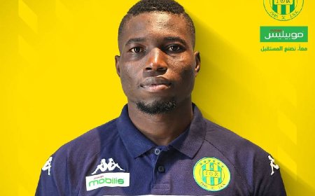 APR FC yamaze kwibikaho rutahizamu wakinnye muri Algeria