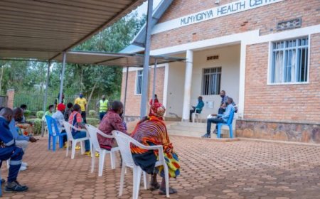 Rwamagana: Abasenateri babwiwe bimwe mu bibazo bidindiza imikorere y’amavuriro y’ibanze azwi nka Poste de Sante