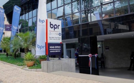 Banki y’abaturage imaze kuvugurura amakuru y’abanyamigabane 42% mu gihe hakenewe 100%