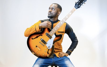 Yatorejwe gukunda Imana muri Kiliziya gatolika no muri ADEPER ashatse kuririmba izisanzwe ubushake bw’Imana bumusunikira kuririmba umukunzi uruta abandi.