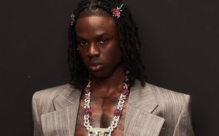 Bavuze ko nywa amaraso y'abantu! Rema yagarutse ku mikoranire na Illuminati