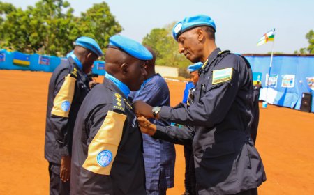 Abapolisi b'u Rwanda bari mu butumwa bw'Amahoro muri Centre Africa bambitswe imidari y'Ishimwe