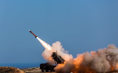 Abahouthis barashe igisasu cya ballistic kuri Israel