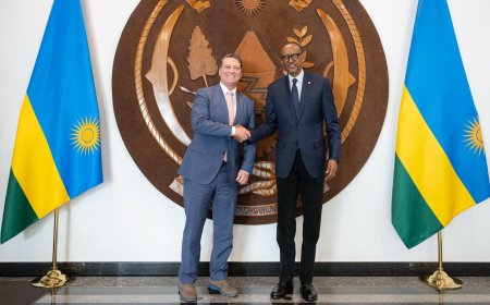 Guverinoma y’u Rwanda yashimye Umudepite wa Amerika wanze kurya indimi ku bibazo bya Congo
