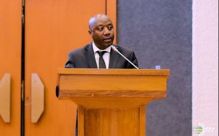 U Rwanda rukoresha hagati ya miliyari 17-20 FRW mu gutumiza imyenda mu mahanga-PM.Ngirente