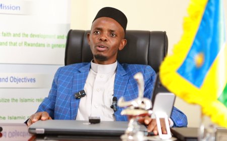 ABA ISLAM BO MU RWANDA BAGIYE KWIZIHIZA UMUNSI MUKURU WA EID EL FITRI MU BYISHIMO!