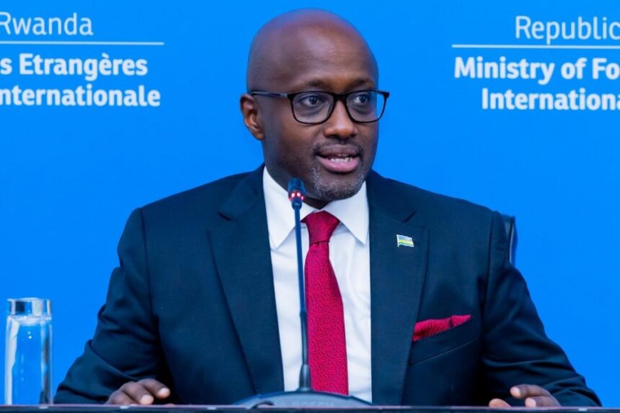 Minisitiri Nduhungirehe yagiranye ikiganiro na mugenzi we w’u Bugiriki ku ngingo zirimo n'ibyo muri DRC