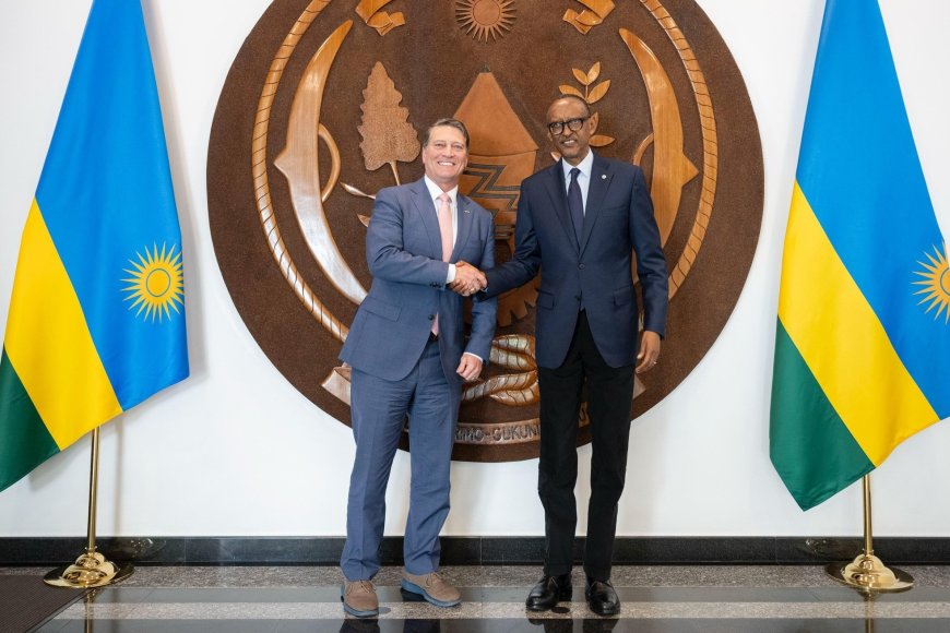 Guverinoma y’u Rwanda yashimye Umudepite wa Amerika wanze kurya indimi ku bibazo bya Congo