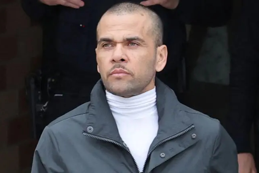 Urukiko rwo muri Espagne rwasheshe icyemezo cyahamije Dani Alves icyaha cyo gufata ku ngufu.