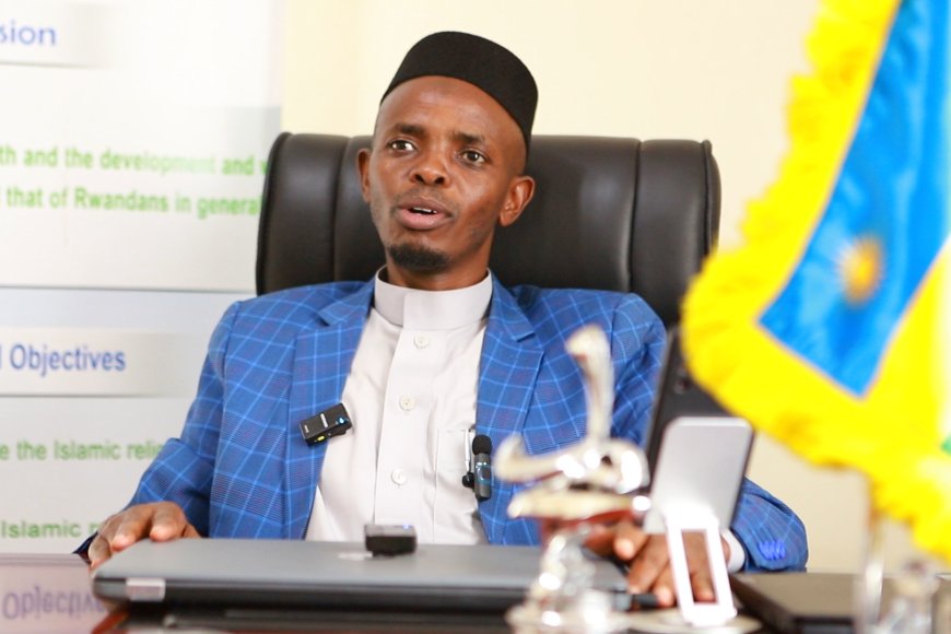 ABA ISLAM BO MU RWANDA BAGIYE KWIZIHIZA UMUNSI MUKURU WA EID EL FITRI MU BYISHIMO!