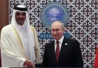 Umwami  Emir wa Qatar yageze i Moscow guhosha intambara hagati ya Ukraine n'u Burusiya
