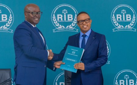 Umunyamabanga mukuru wa RIB yahererekanyije ububasha na mugenzi we