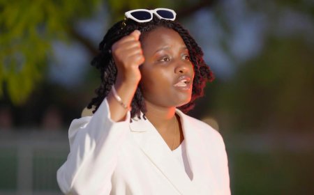 Claire warokotse Jenoside yakorewe Abatutsi  yasohoye indirimbo 'Turikumwe'