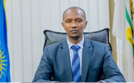 Ntazinda Erasme wari umaze amasaha macye yegujwe ku buyobozi bw’Akarere ka Nyanza yafunzwe