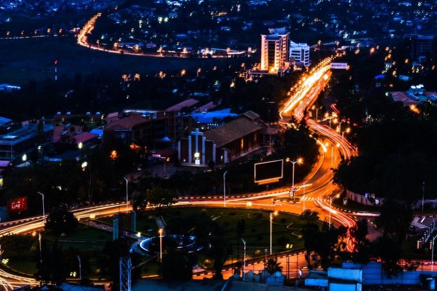 Imijyi yo muri Afurika ifite utubyiniro duca ibintu mu ijoro