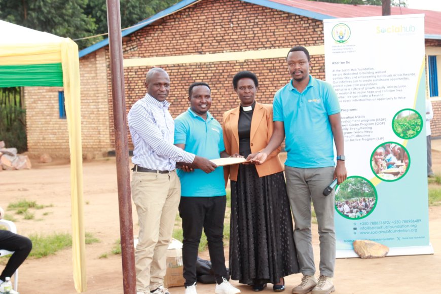 Social Hub Foundation equiipped students of GS kabare in Rwamagana District
