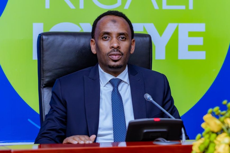 Munyakazi Sadate nawe yagize ubutumwa aha abanyarwanda muri ibi bihe turimo byo kwibuka