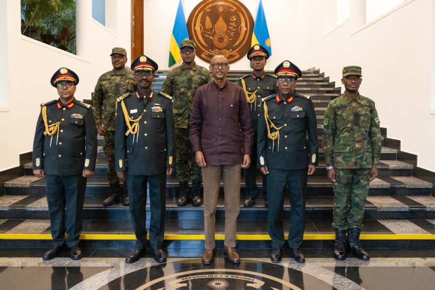 Perezida Kagame yahuye n’Umugaba Mukuru w’Ingabo za Ethiopia uri mu Rwanda