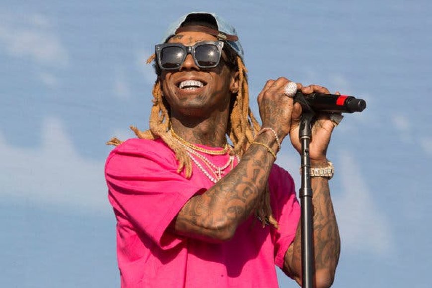 Lil Wayne yazinutswe Super Bowl