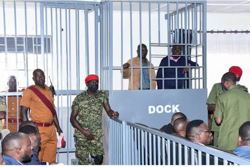 Uganda irateganya gushyiraho amategeko yemerera inkiko za Gisirikare kuburanisha abasivili