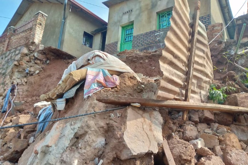 Imvura yaguye muri uku kwezi kwa Mata, yahitanye ubuzima bw’abantu 52