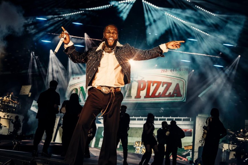 Burna Boy yakoreye amateka i Paris