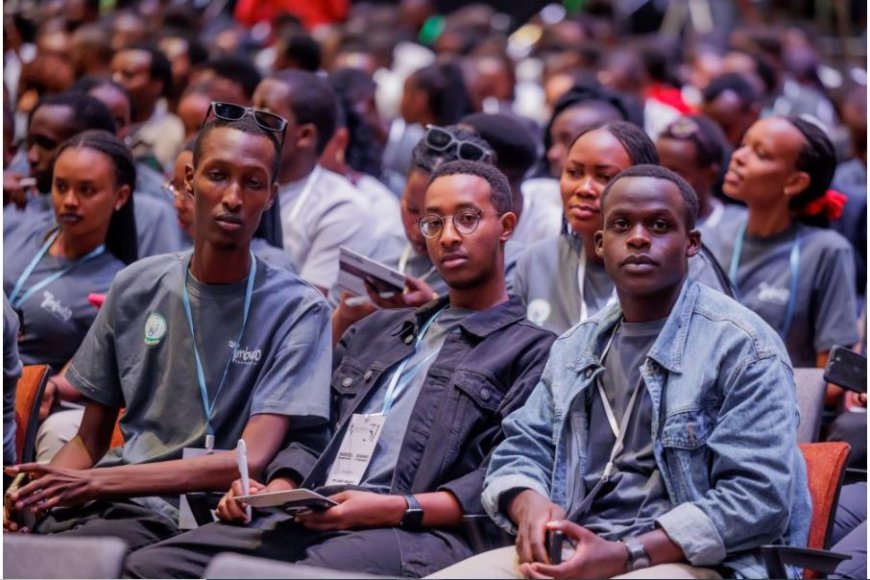 Abarenga 2000 biganjemo urubyiruko bitabiriye ihuriro 'Igihango cy'Urungano'