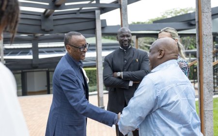 President Kagame hosts Guinea's Gen Doumbouya, his counterpart, at his farm in Kibugabuga