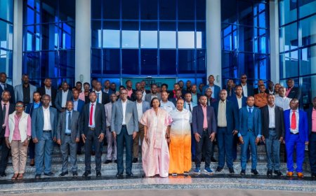 Abapolisi 150 baherutse gushyirwa mu kiruhuko cy’izabukuru basezeweho bashimirwa  ubwitange bagaragaje mu kazi