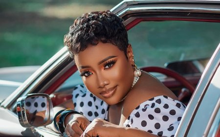 Lydia Jazmine yikomye ikinyamakuru BigEye kibasira imiterere ye