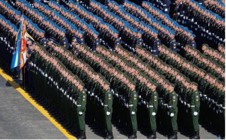 Uburusiya: Hizihijwe ibirori byaranzwe n'imyiyereko ya gisirikare inogeye amaso-AMAFOTO