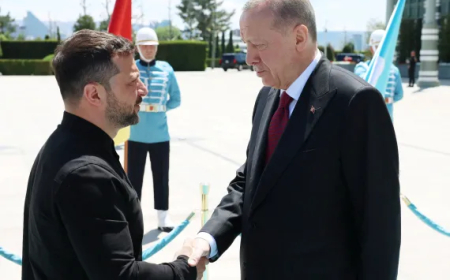 Perezida Zelensky yavuze ko u Burusiya nta gahunda yo guhagarika intambara bufite