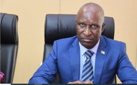 Perezida Ndayishimiye yashyize mu kiruhuko cy’izabukuru Lt.Gen.Gervais Ndirakobuca