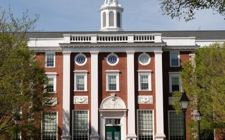 Kaminuza ya Harvard yabujijwe kwakira abanyeshuri b'abanyamahanga