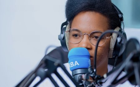 Byukusenge Claire yasohoye indirimbo yibutsa abantu ko ntaho Imana itagukura