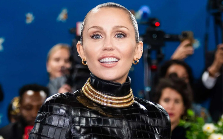 Miley Cyrus yatangaje indwara yatewe no kunywa inzoga n’itabi ari muto