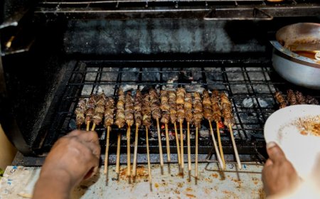 Kigali: Hari ba mucoma boza imishito yagenewe gukoreshwa rimwe