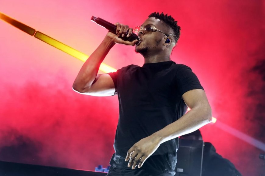 Umuraperi Ninho yakoreye amateka muri Stade de France