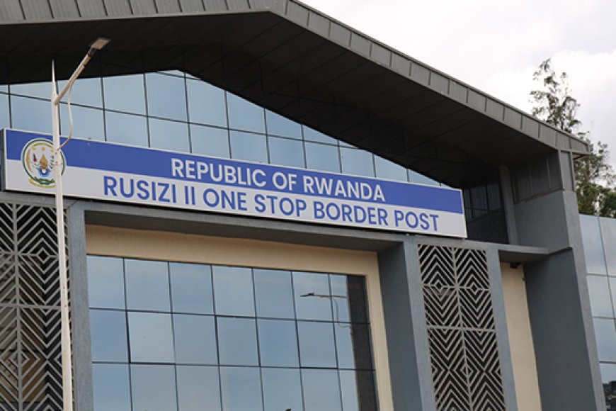 Minisitiri Gasore yasabye abikorera gutangira imyiteguro yo kubyaza umusaruro icyambu cya Rusizi