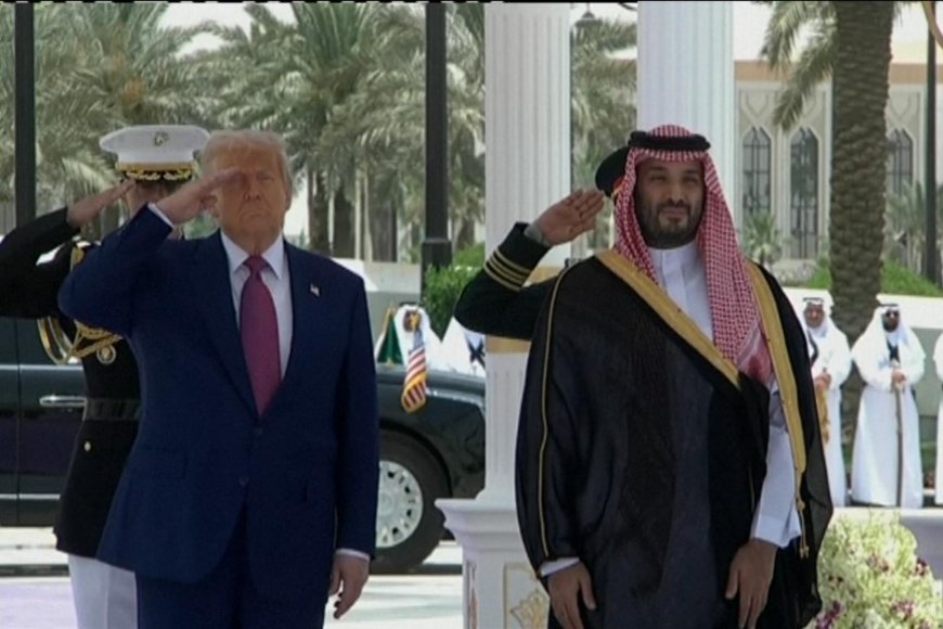 Trump yagiriye uruzinduko rw'akazi muri Saudi Arabia