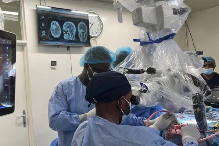 U Rwanda rwungutse imashini ya mbere mu Karere ifasha mu buvuzi bwo kubaga