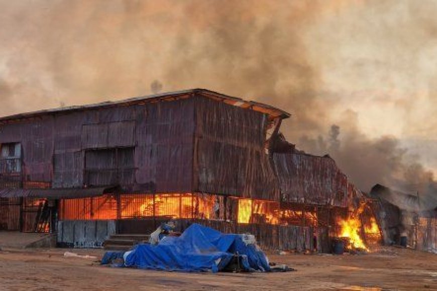 Kigali: Agakiriro ko ku Gisozi kafashwe n’inkongi y’umuriro [AMAFOTO]