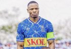 Rwatubyaye yitwikiriye ibikombe asuzugura abakunzi ba Rayon Sports