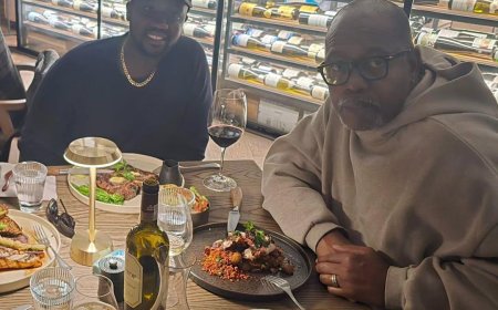 Coach Gaël held bilateral discussion with Colin Gayle