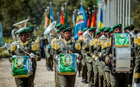 Abofisiye bakuru 108 bo mu bihugu 20 barangirije amasomo mu Rwanda