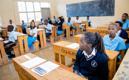 Abarenga ibihumbi 200 bagiye gukora ibizamini bya Leta