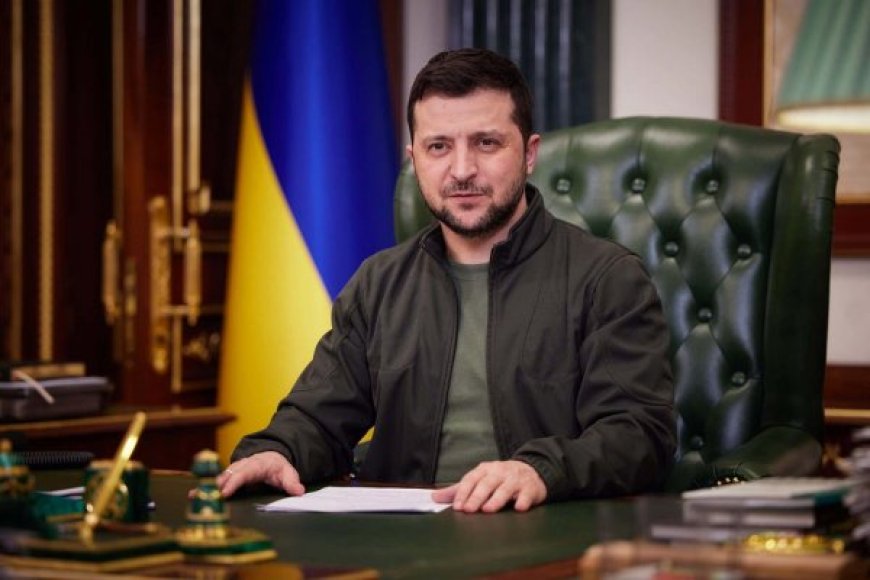 Zelensky yashinjwe kunyereza amafaranga y’imiryango y’abasirikare bapfiriye ku rugamba