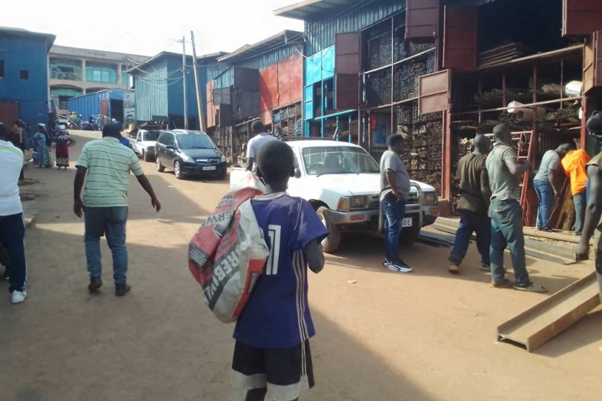 Ubuzima bubabaje bw'abana b'imyaka 14 batunze ababyeyi babo